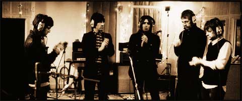 Oasis en el estudio de grabación