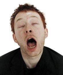 Thom Yorke deleitándonos con su voz