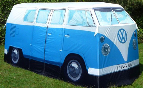 Tienda de campaña con forma de la furgoneta Volkswagen Camper